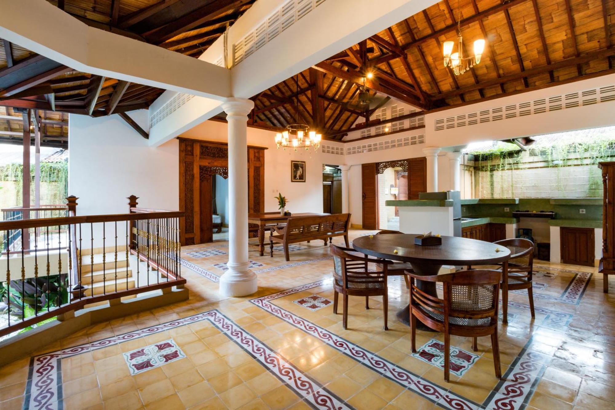 Bali Royal Heritage Villa Seminyak Exterior foto
